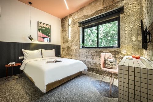 Classic queen studio with kitchen at Dizengoff!