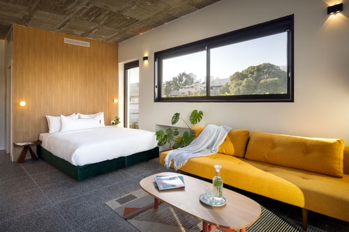 Studio with Balcony by Dizengoff Center