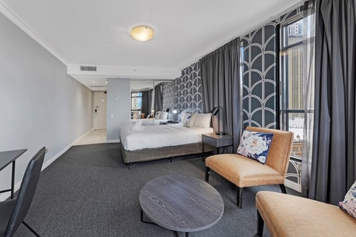 KozyGuru | Haymarket Great view Studio