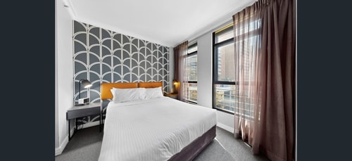 KozyGuru | Sydney CBD | Refined Urban Retreat