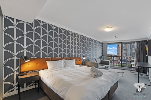 KozyGuru | Sydney CBD | Prefect Location Studio