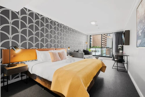 KozyGuru | Haymarket | Tranquil City Studio