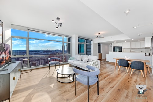KozyGuru | SydneyCBD | Amazing City View 3B APT