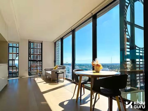 KozyGuru |St Leonards | 1 Bed Best Location & View