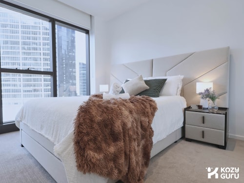 KozyGuru | Southbank | Lux Riverfront City Retreat