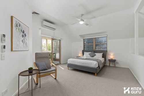 KozyGuru | Spring Hill | Cosy 1 Bed1Bath