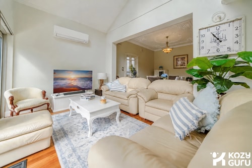 KozyGuru | St Peters | Peaceful Duplex Getaway