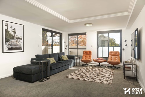 KozyGuru | Homebush West | Modern 2R Apt + Parking