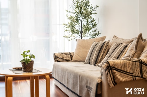 KozyGuru | Waterloo| Modern 2Level 2BR Apt Parking
