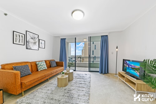 KozyGuru | Haymarket Syd | Overly Warm | 1 Bed Apt
