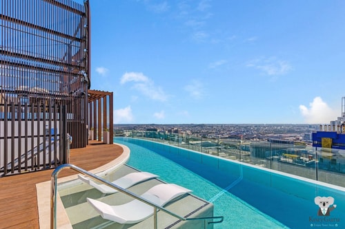 KozyGuru |  Fortitude Valley  | 2 Bed Apt