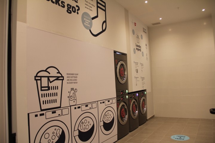 Great Livensa Studio Near Victoria Kent Station awsome gallery image 9