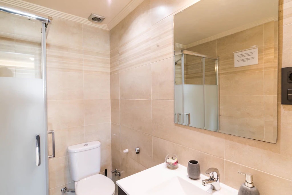 Executive 2 Bed Room Apartment Full Sea Views gallery image 10