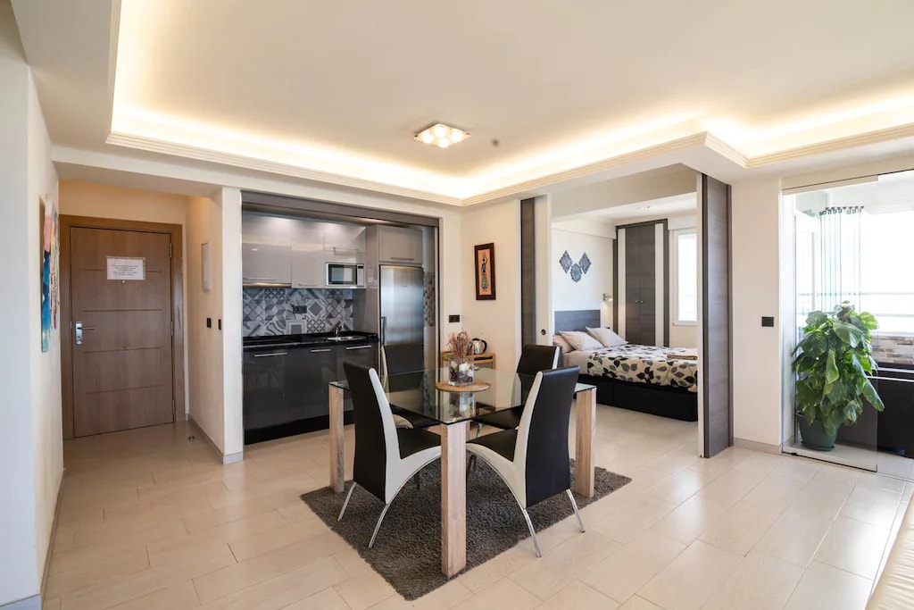 Executive 2 Bed Room Apartment Full Sea Views gallery image 6