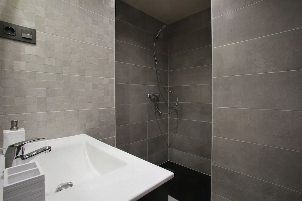 Executive 2 Bed Room Apartment Full Sea Views gallery image 9