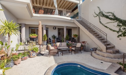 Most romantic city in the world, house for the whole family