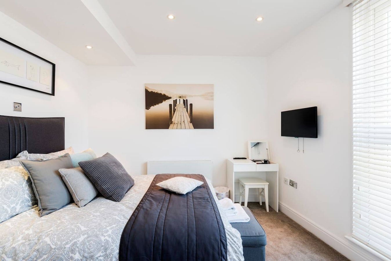 -20%! High Holborn 3BR Penthouse, amazing terrace! gallery image 2