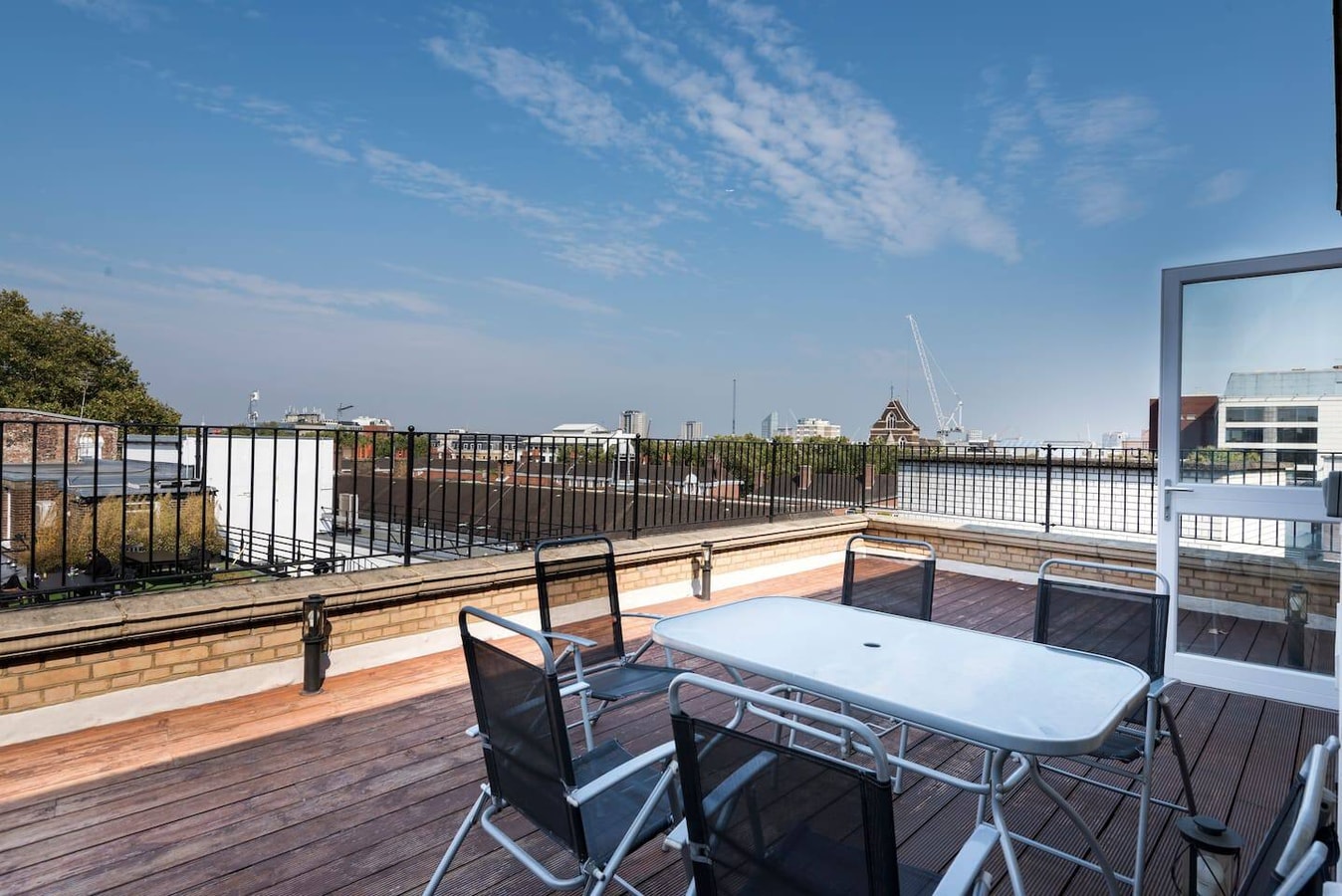-20%! High Holborn 3BR Penthouse, amazing terrace! gallery image 1