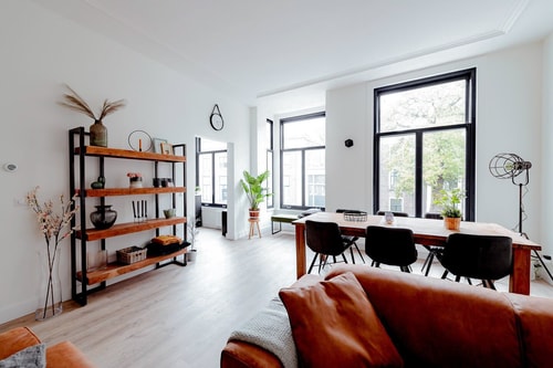 Deluxe 2 bedroom apartment top prime location 15 LVM Stays