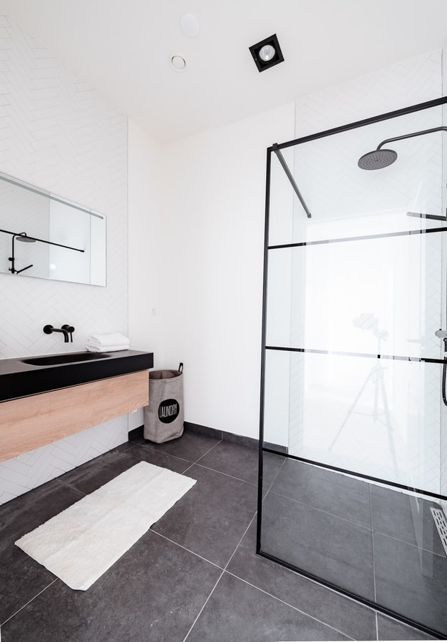Deluxe 2 bedroom apartment top prime location gallery image 23