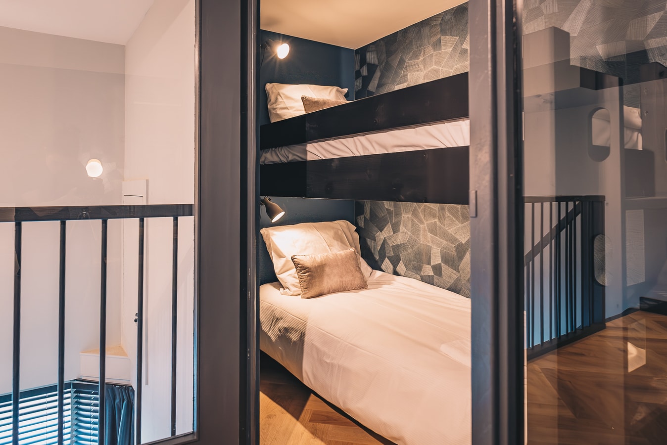 Deluxe family apartment w/ mezzanine at LVM STAYS gallery image 12