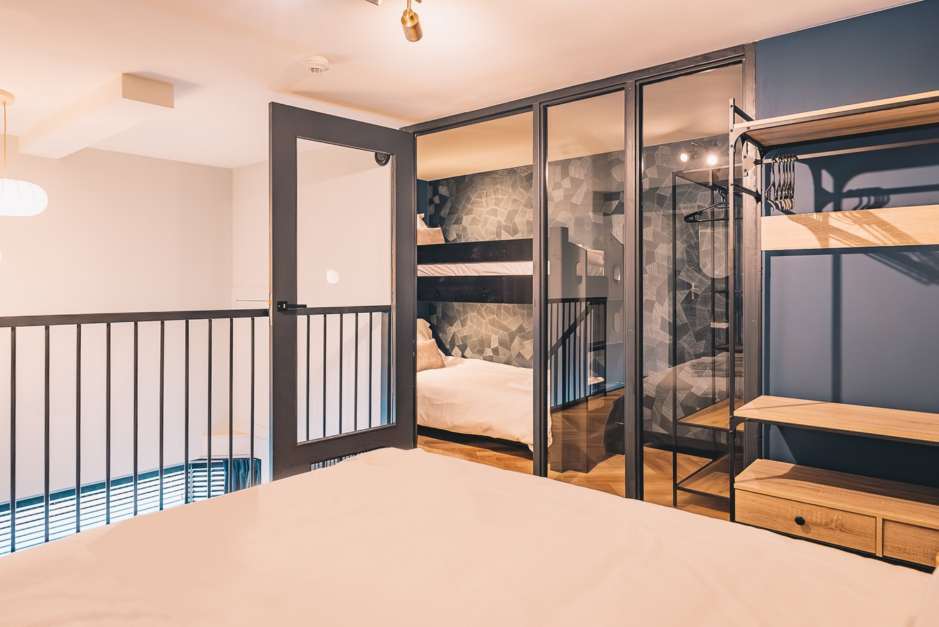 Deluxe family apartment w/ mezzanine at LVM STAYS gallery image 13