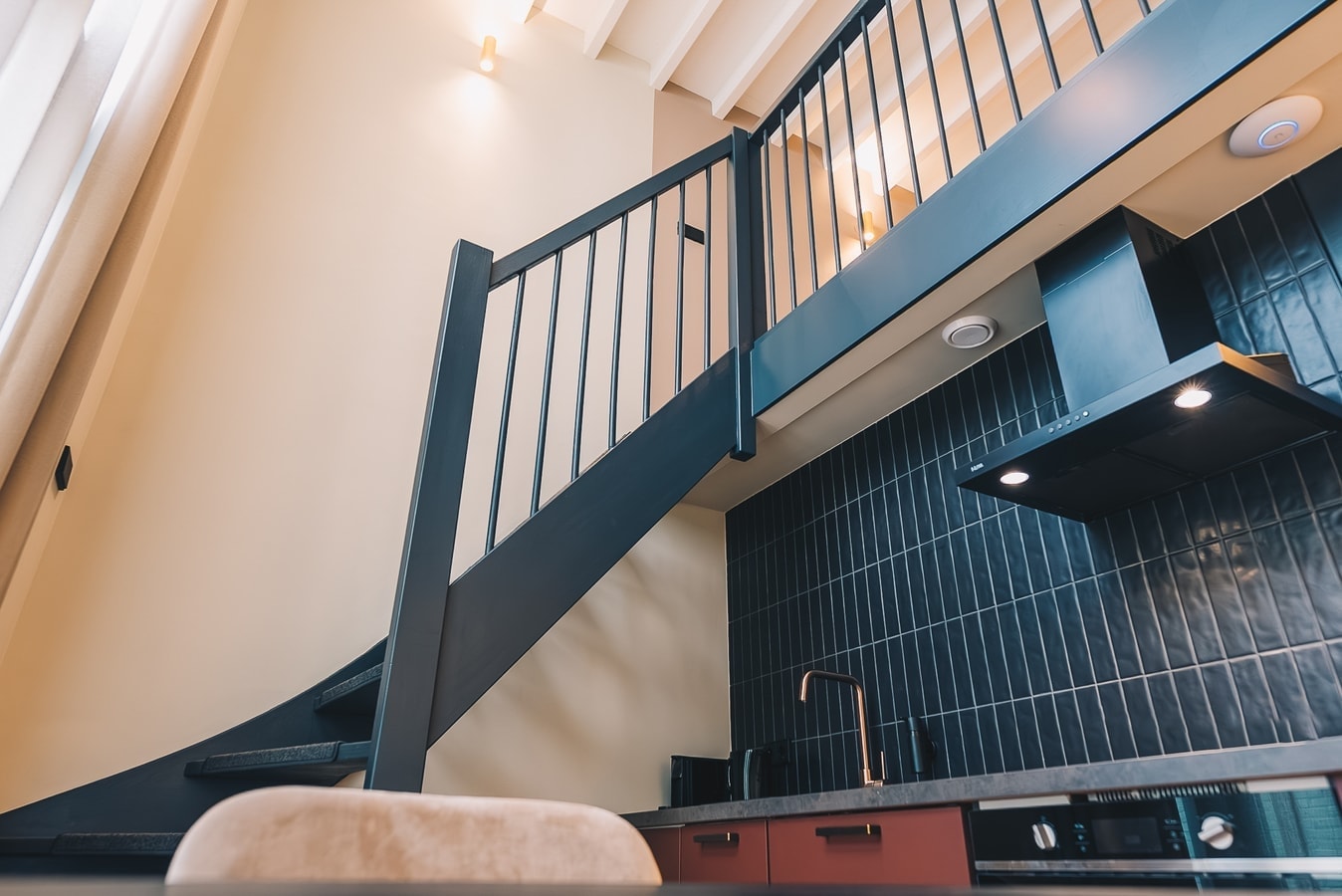 Deluxe room with mezzanine and patio at LVM STAYS gallery image 8