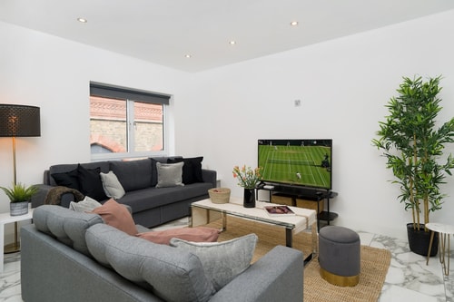 Oxford Street 2 Bedr/3 Beds/2,5 Bath/2 min subway