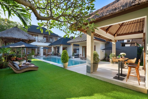 Huge 11BR Villa, Sleeps 41, Prime Area, Near Beach