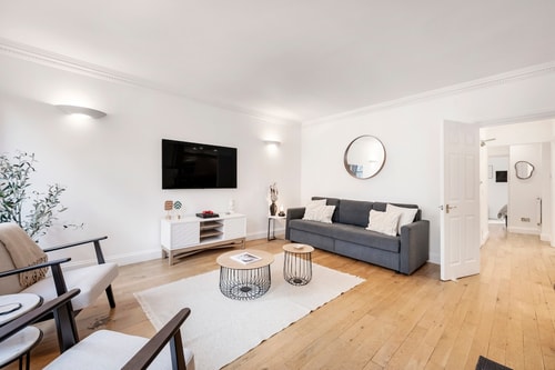 2 Bedr/3 Beds/1 Bath Thames/Trafalgar SQ/Thames