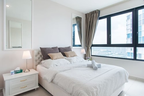 PROMO 1 Bedroom iCity NEAR SOGO & JAKEL