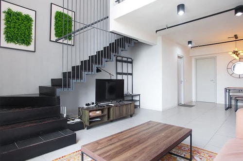 Tamarind Duplex Promo Wifi | Netflix