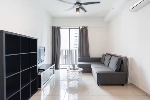 2BR i-City Near Theme Park | Free Parking