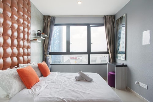 iCity 1Bedroom Apt | Free Parking | Wi-Fi
