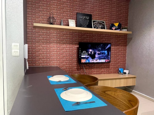1BR iCity NEAR Mall | Parking | Wifi | Netflix