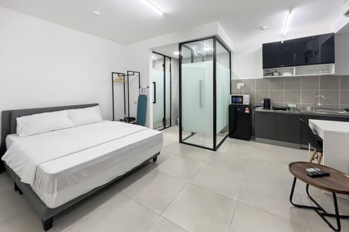 Lux Studio 2-Pax Subang Airport