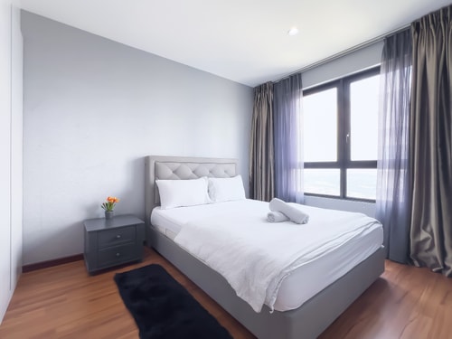 PROMO iCity 2-Bedroom Apt PARKING WiFi