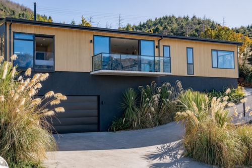 Style & Tranquillity - Eight Bedrooms, Two Houses 40 Luxe Stay