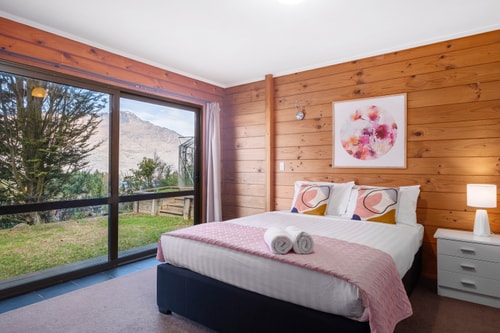 The Lodge - Tranquil & Picturesque 11 Luxe Stay