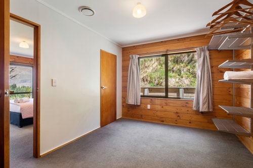 The Lodge - Tranquil & Picturesque 16 Luxe Stay