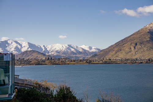 Lakefront Living at Remarkables Retreat 16 8 Luxe Stay