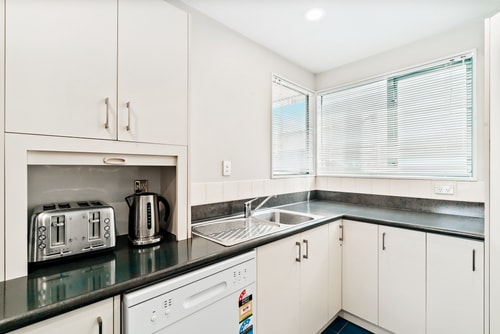 Lakefront Living at Remarkables Retreat - Unit 3 7 Luxe Stay