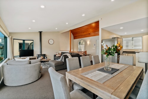 Lakefront Living at Remarkables Retreat - Unit 3 3 Luxe Stay