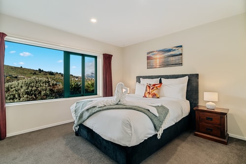 Lakefront Living at Remarkables Retreat - Unit 3 15 Luxe Stay