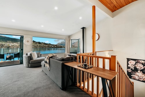 Lakefront Living at Remarkables Retreat - Unit 3 5 Luxe Stay