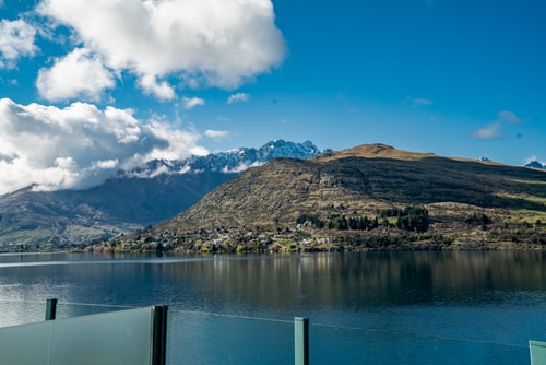 Lakefront Living at Remarkables Retreat - Unit 3 19 Luxe Stay