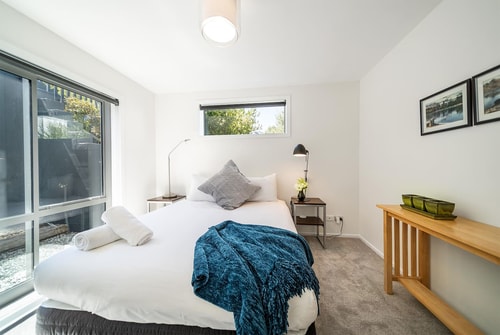Lake View Greenstone Luxe Apartment 7 Luxe Stay