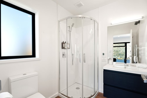 Style & Tranquillity - Eight Bedrooms, Two Houses 25 Luxe Stay