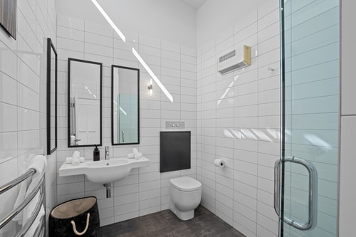 Luxury Villa with Panoramic Lake & Mountain Views 33 Luxe Stay