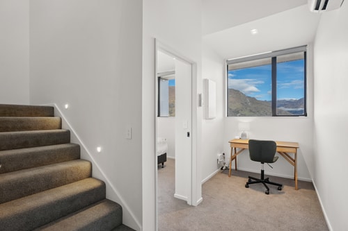 Contemporary 7 Bedroom House with Stunning View 31 Luxe Stay